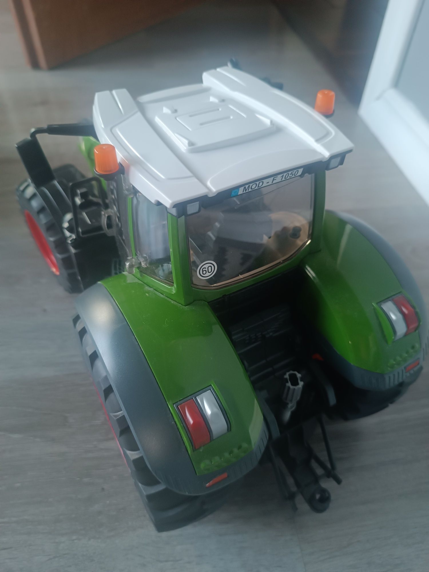 Bruder Fendt 1050 vario