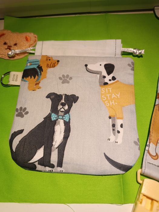 Bolsa e prendedor de chucha artesanal