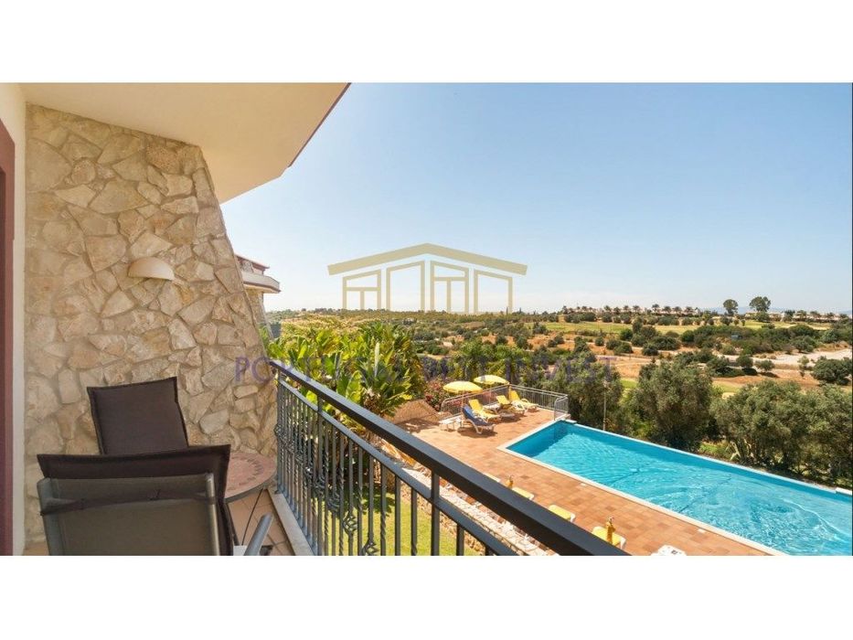 Moderno apartamento T1+1 no 1 andar em Vale da Pinta com vista sobr...