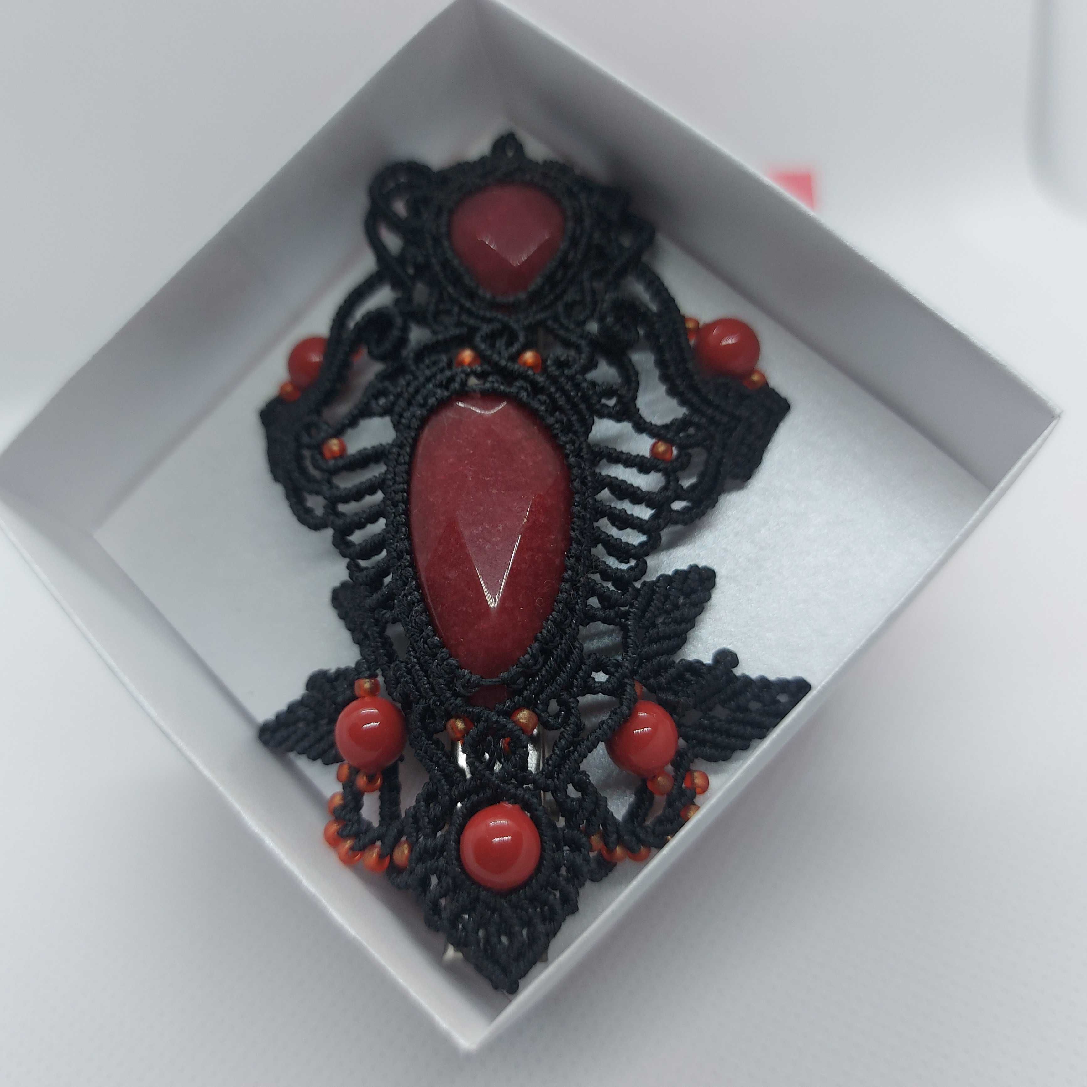 Spinka (KROKODYLEK DUŻY) Jadeity / makrama
