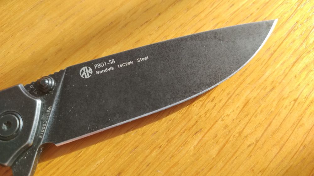 Nóż składany, scyzoryk Ruike P-801SB