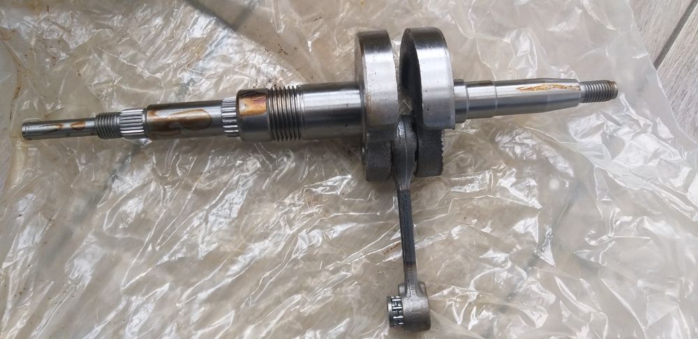 Колінвал для скутера