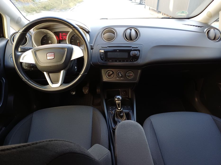 1.6 mpi 105KM, niski przebieg, klima, serwis