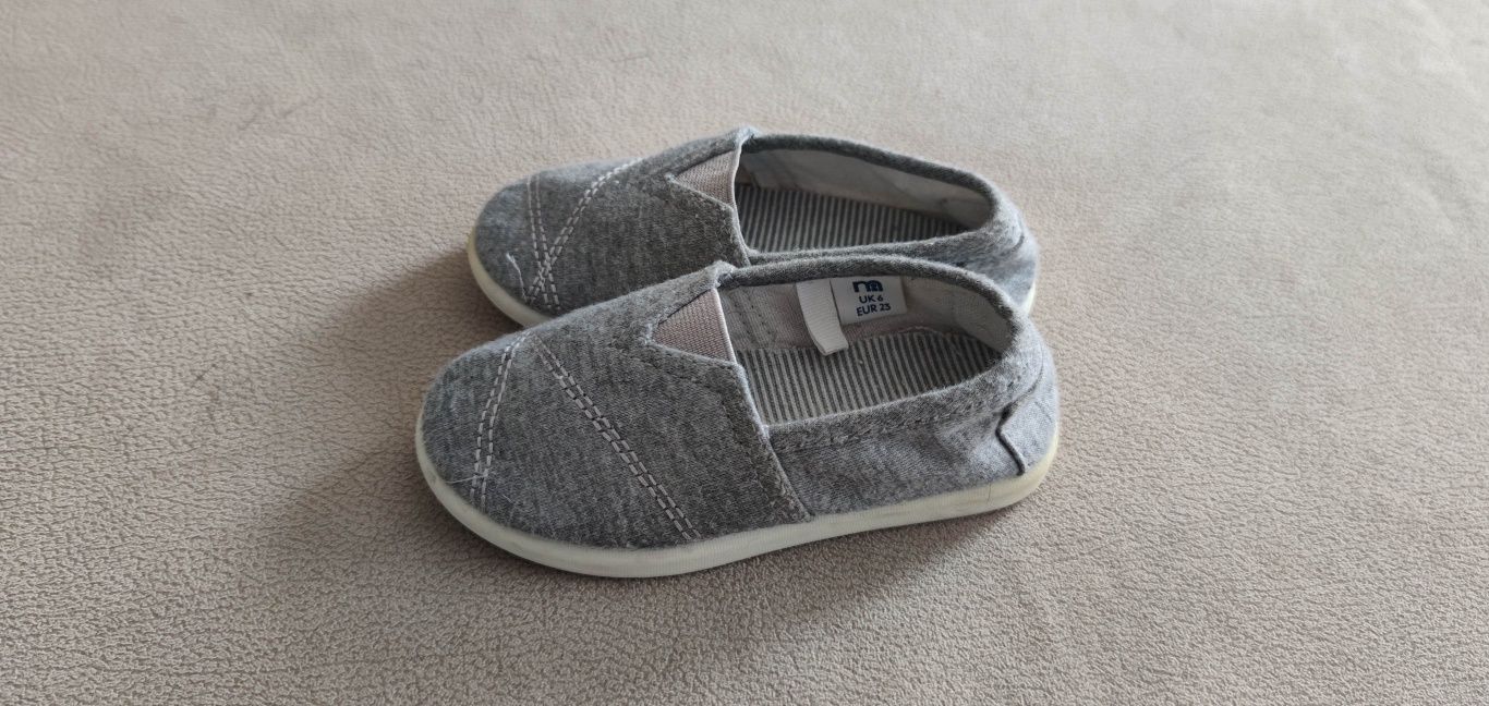 Buty tenisówki dla chłopca r. 23
