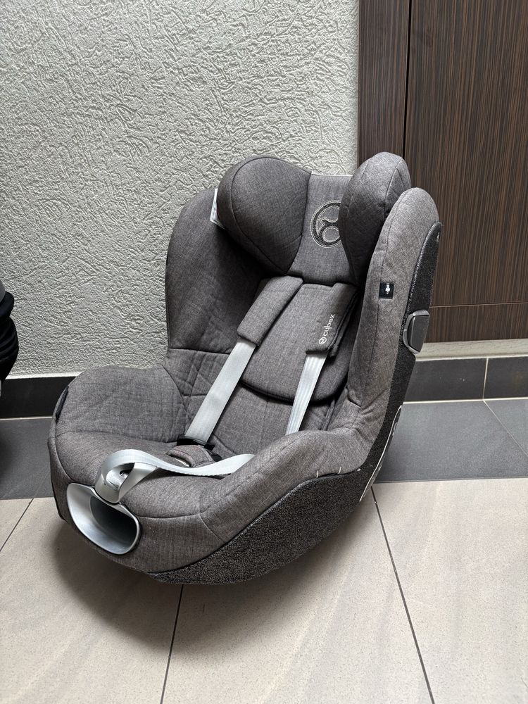 Zestaw fotelików Cybex - Cloud Z i-size, Sirona Z i-size plus, baza Z