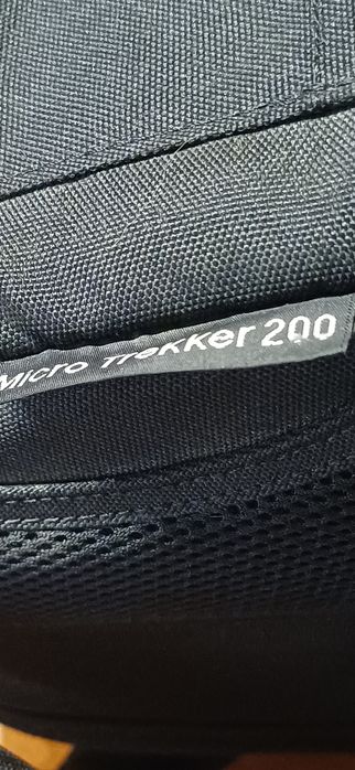 Mochila Lowepro Micro Trekker 200