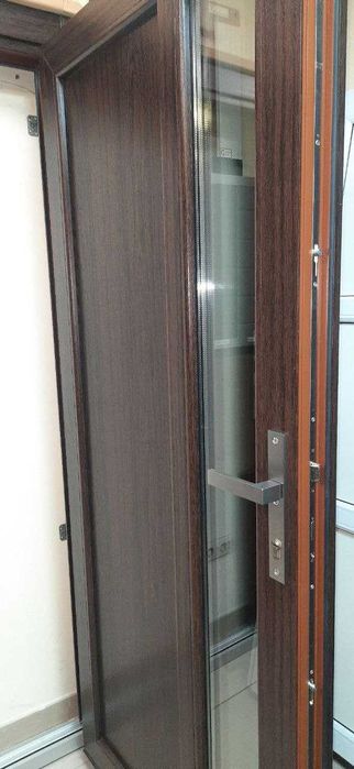 Двері вхідні WDS 7 series HPL в наявності