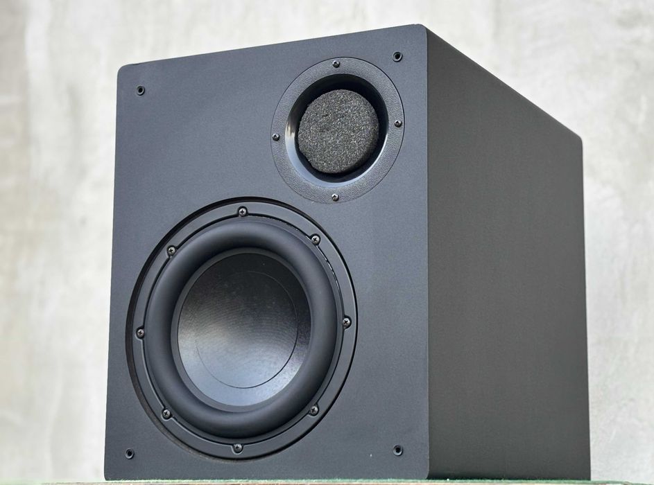 SVS PB10-ISD – subwoofer aktywny 10" bass reflex, świetny stan