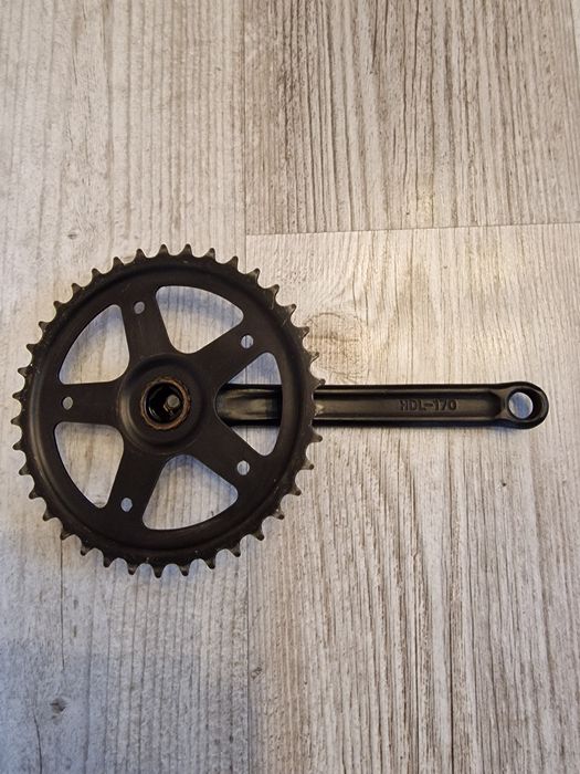 Korby rowerowe mechanizm korbowy do roweru na kwadrat