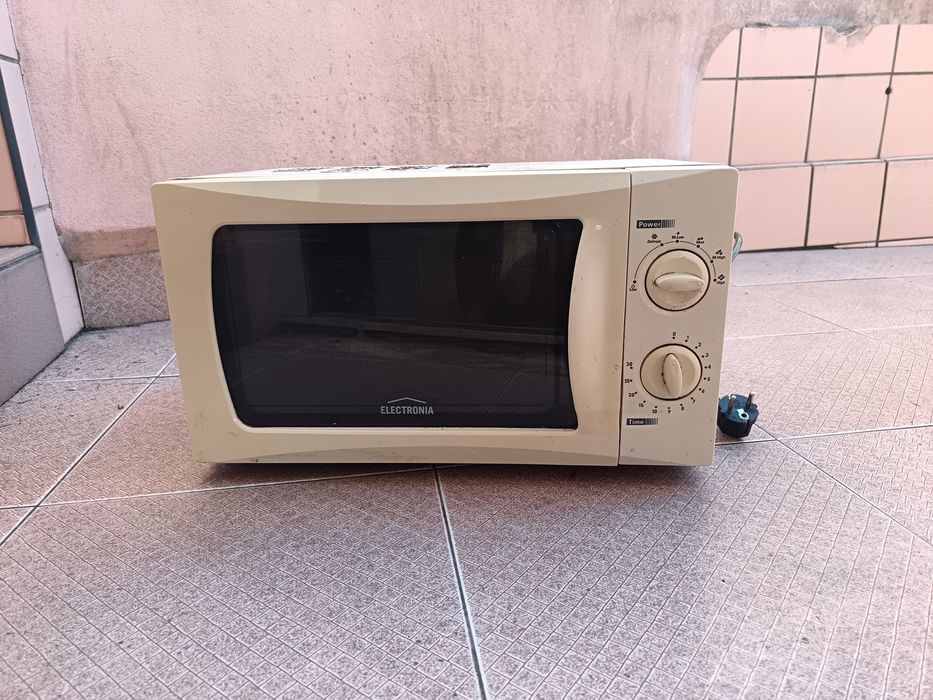 Microondas electronia 100% funcional