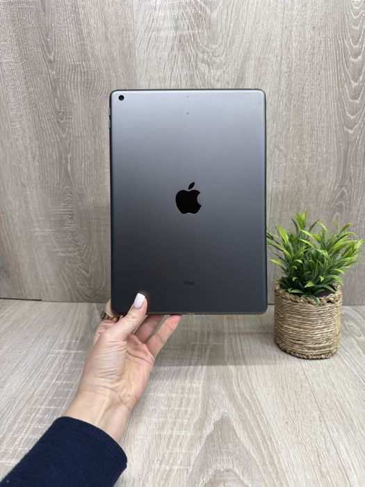 iPad 7 (2019 рік) | 32 GB | Wi-Fi