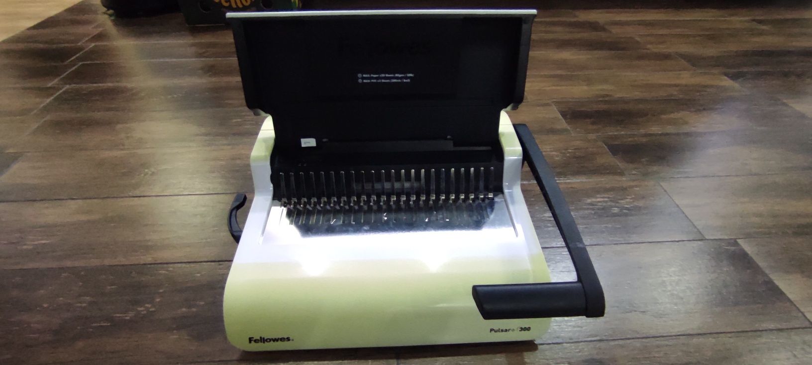 Bindownica Fllowes Pulsar + 300