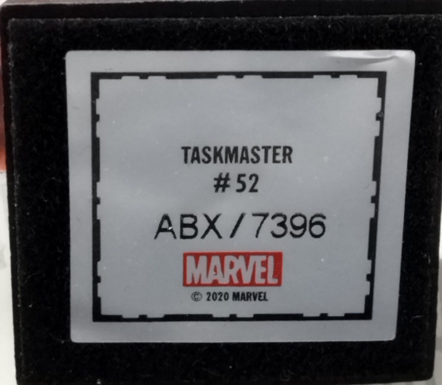 Figurka Marvel Klasyczna Taskmaster #52 ok 8 cm do figurki posiada ory