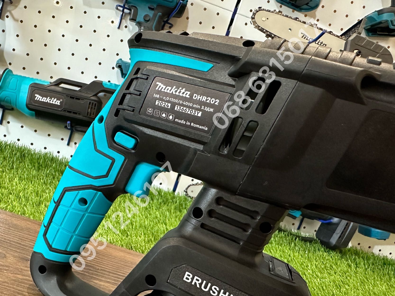 Набор аккумуляторный Makita Болгарка Makita DGA504 Перфоратор DHR202BL
