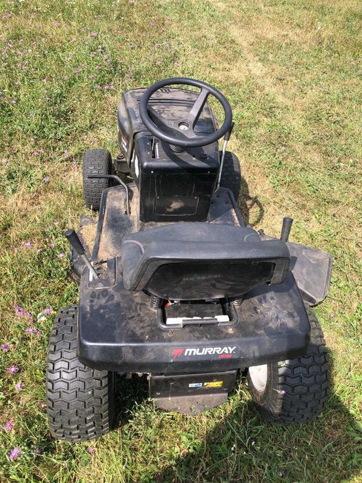 Трактор для  косіння трави