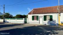 Moradiat3 C/ Logradouro Anexo E Garagem
