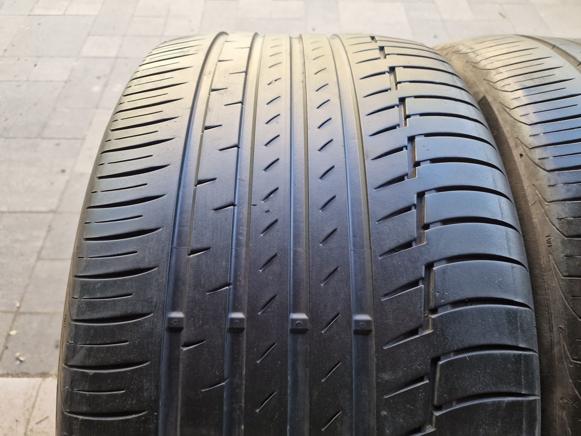 Пара летних шин 315/35 R22 Continental Premium 6 Runflat
