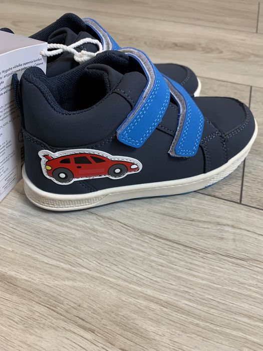 Нові осінні черевики для хлопчика фірми CLEVE розмір 28