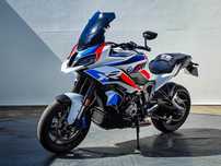 BMW M 1000 XR