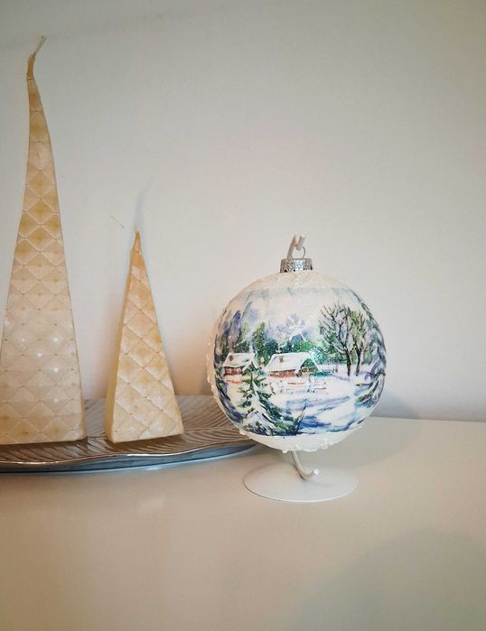 Bombka na stojaku z pejzażem zimowym, nowa.