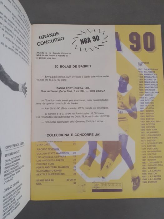Caderneta cromos NBA 90 (vazia)