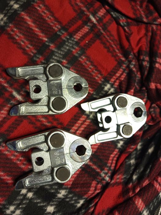 Szczęki, cęgi typu V i TH