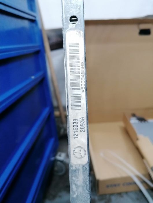 Радіатор  кондиціонера Mercedes ML w163 б/у