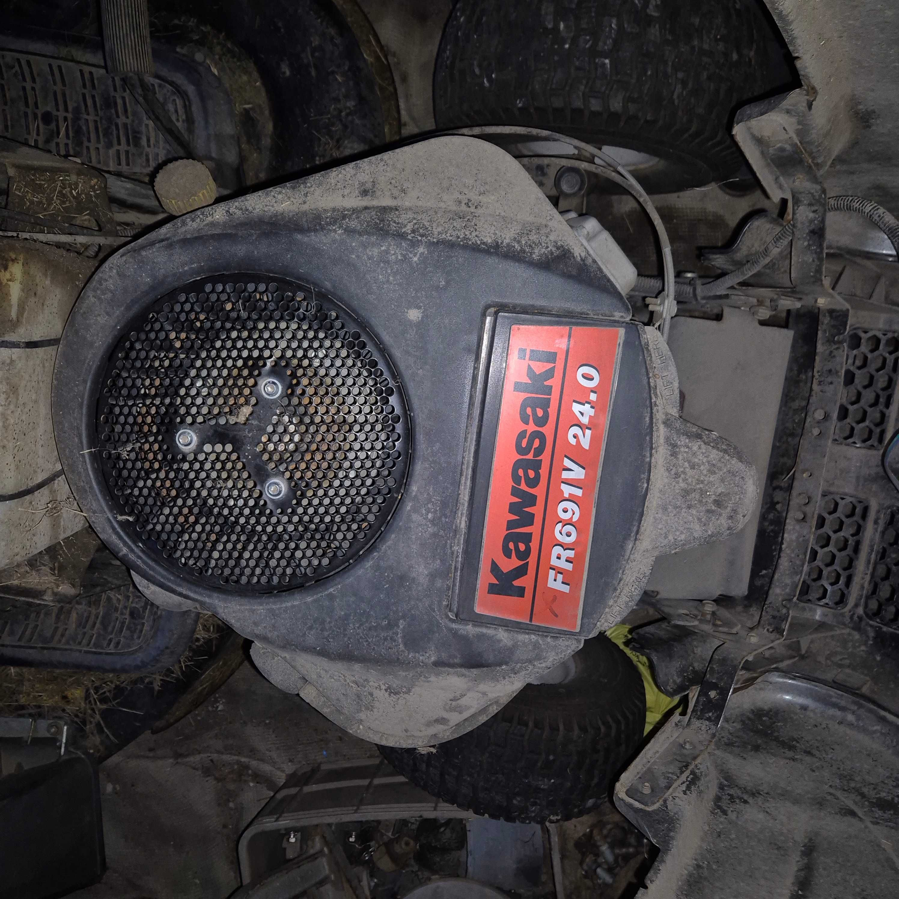 Kosiarka traktorek Mtd  24hp kawasaki hydro pług do śniegu