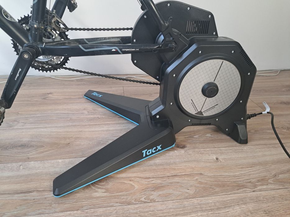 Trenażer rowerowy Garmin TACX FLUX 2 SMART na gwarancji + rower gratis