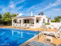 Moradia térrea V2 + 2 com piscina - Ataboeira - Guia - Albufeira
