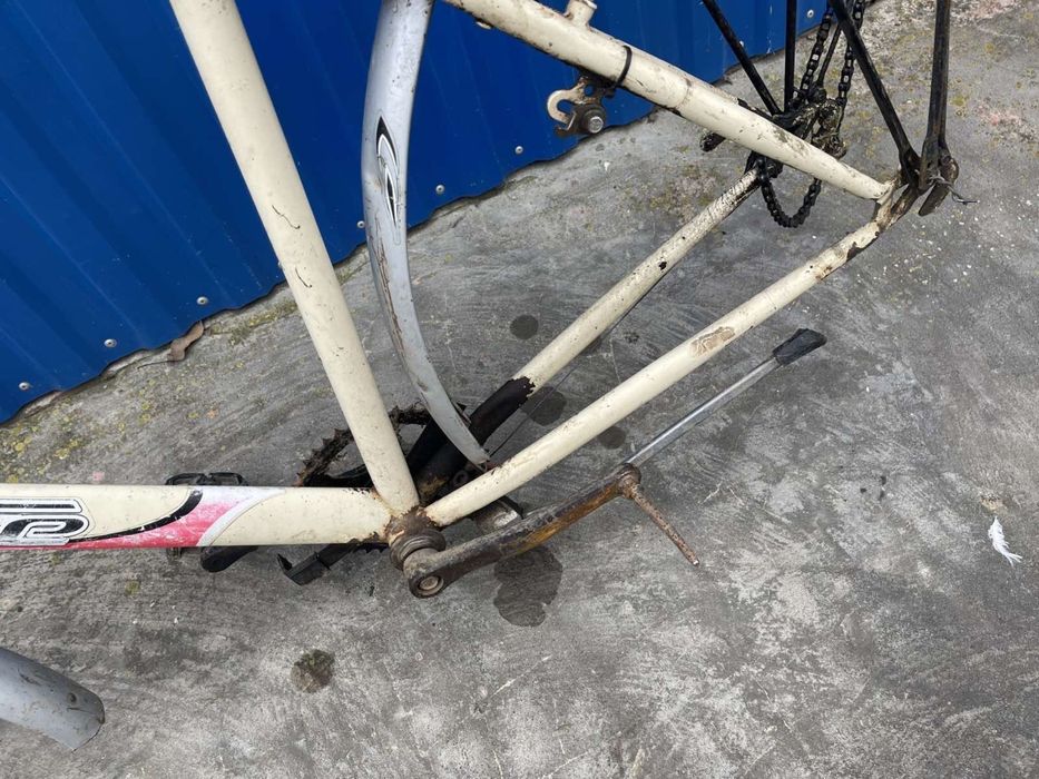 Продаю рама велосипед під 28 колеса