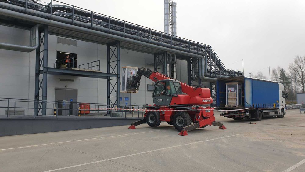 Ładowarka teleskopowa rozładunki usługa wynajem 2,5t do 6t Manitou JCB