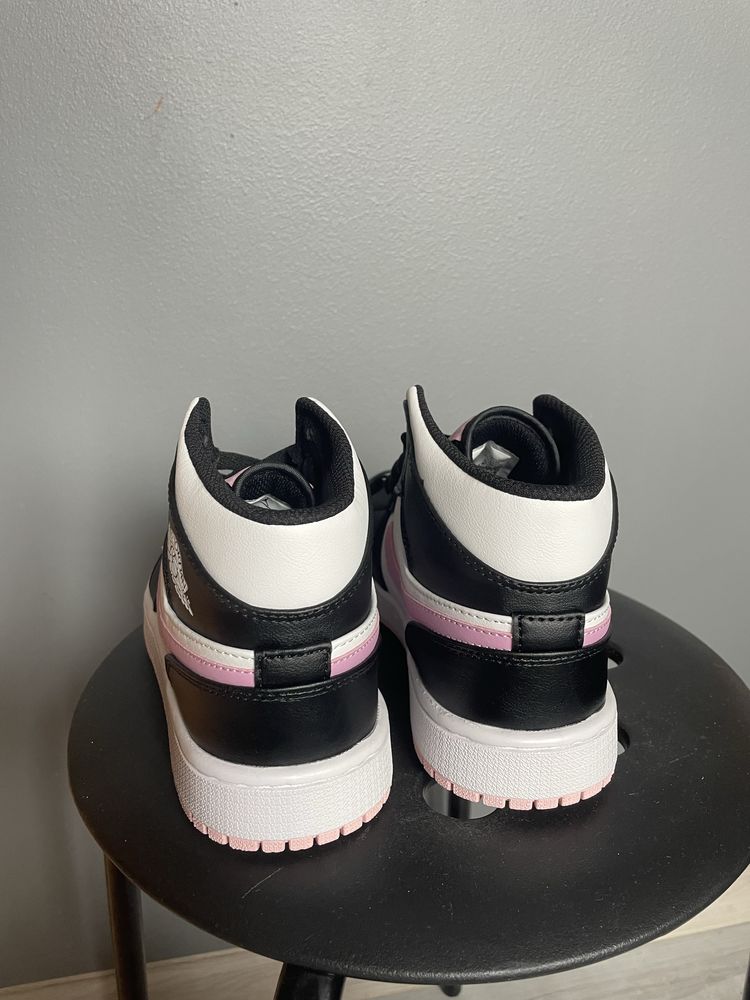 Nike Air Jordan 1 Mid (GS)