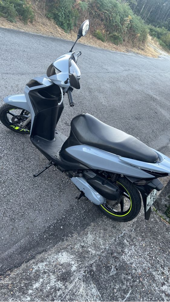 Honda vision 110cc ano 2011