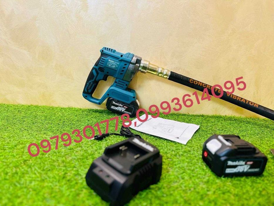 Акумуляторний вібратор для укладання бетону Makita MVR1500BL 36-8 XGT