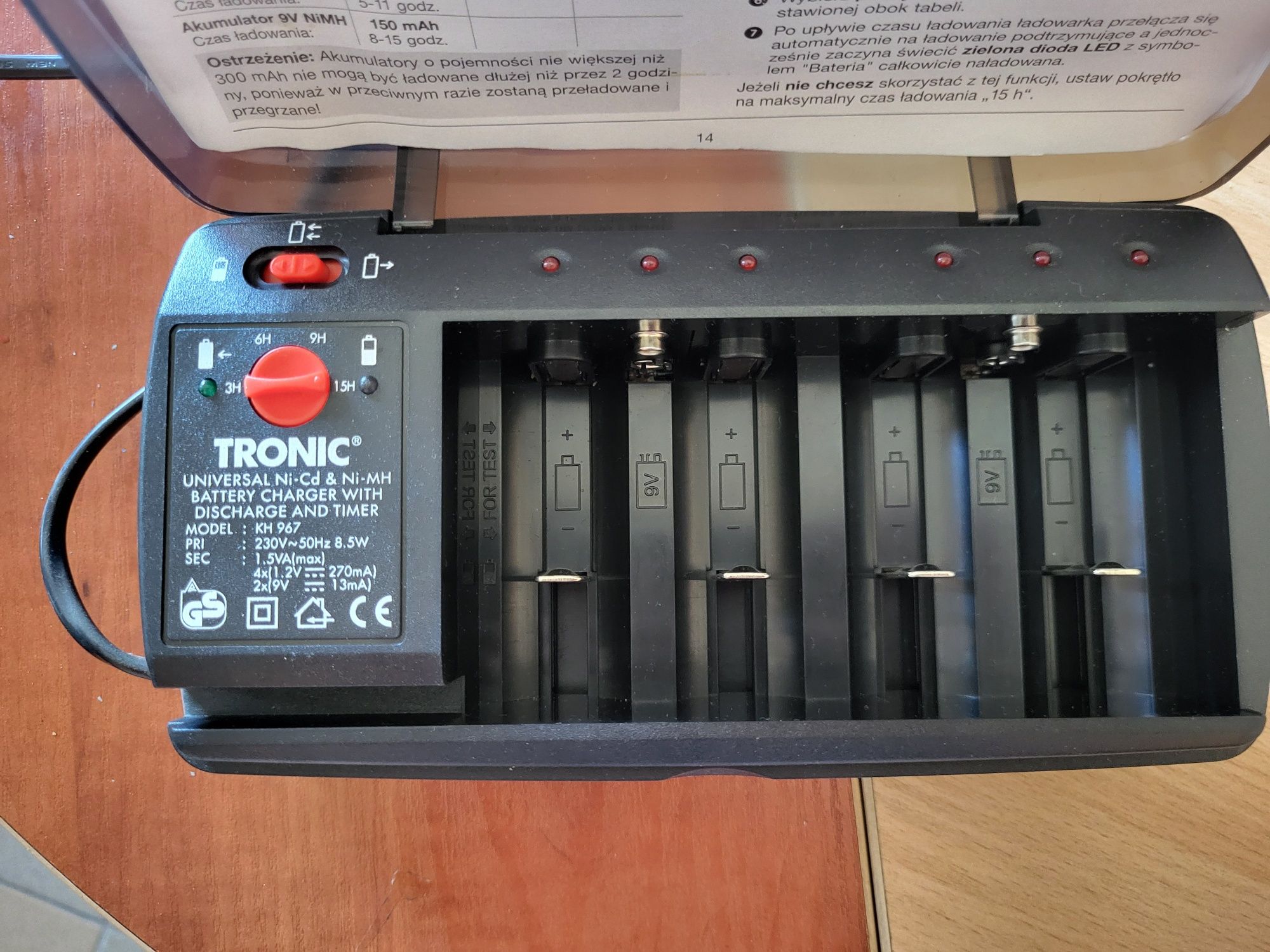 Ładowarka baterii akumulatorków Tronic