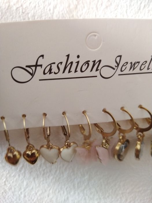 Conjunto de 5 pares de brincos - Novos!