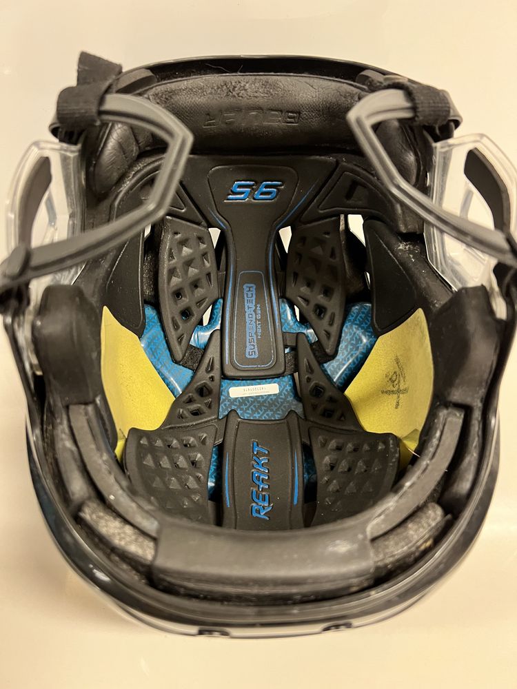 Capacete Bauer RE-AKT 95 Preto L - Usado