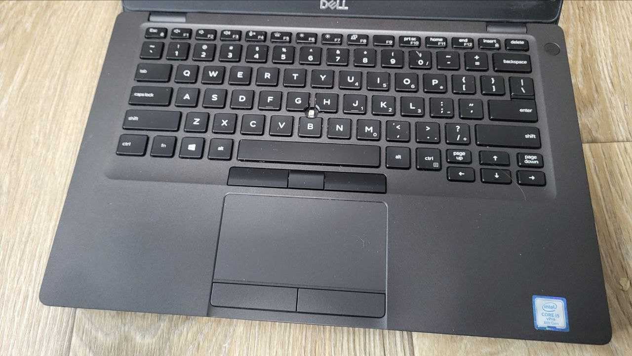 Ноутбук  Dell Latitude 5400 i5 8265u/intell hd /8gb ddr4 /ssd m2 128gb