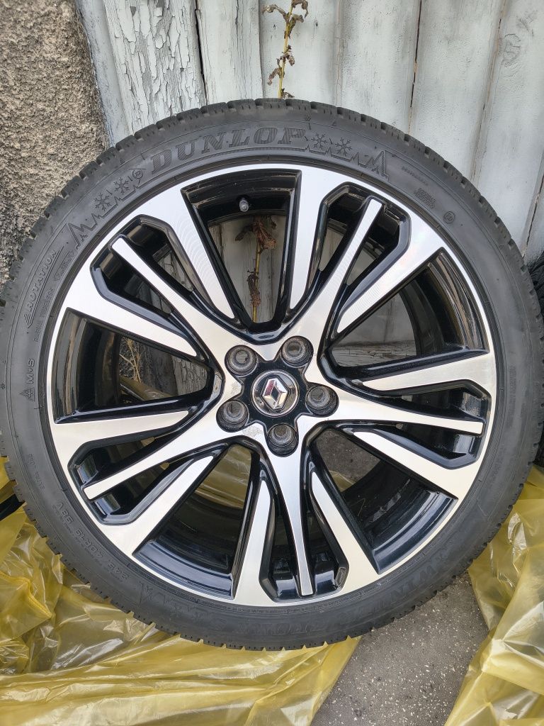 Koła Felgi Renault 19" Initiale Paris Talisman z oponami zim. Dunlop