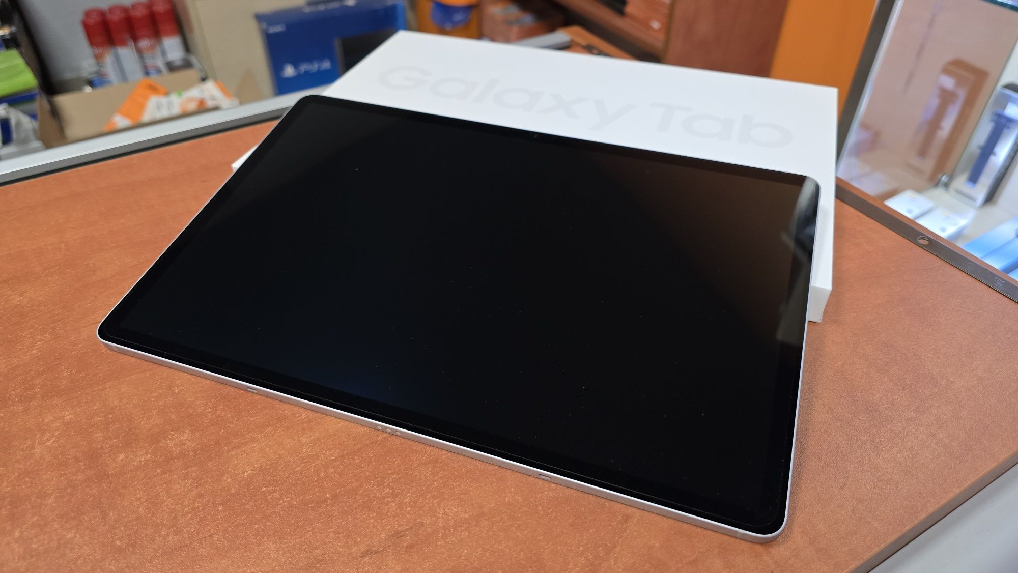 Tablet Samsung Galaxy Tab S8+ 5G 12.4" 128GB/8GB RAM srebrny, stan bdb
