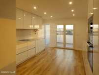 Apartamento T4 para arrendamento