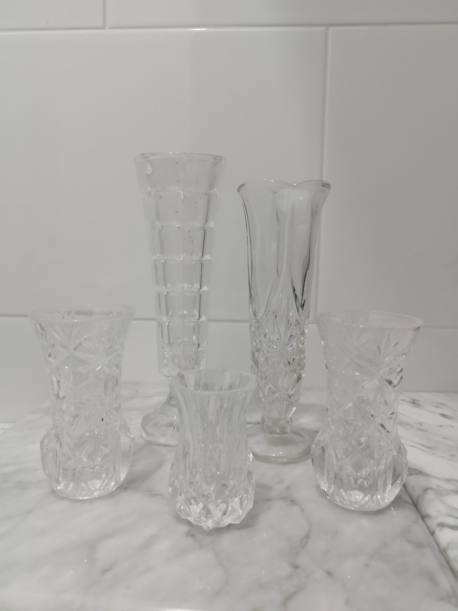 Conjunto 5 jarras em vidro