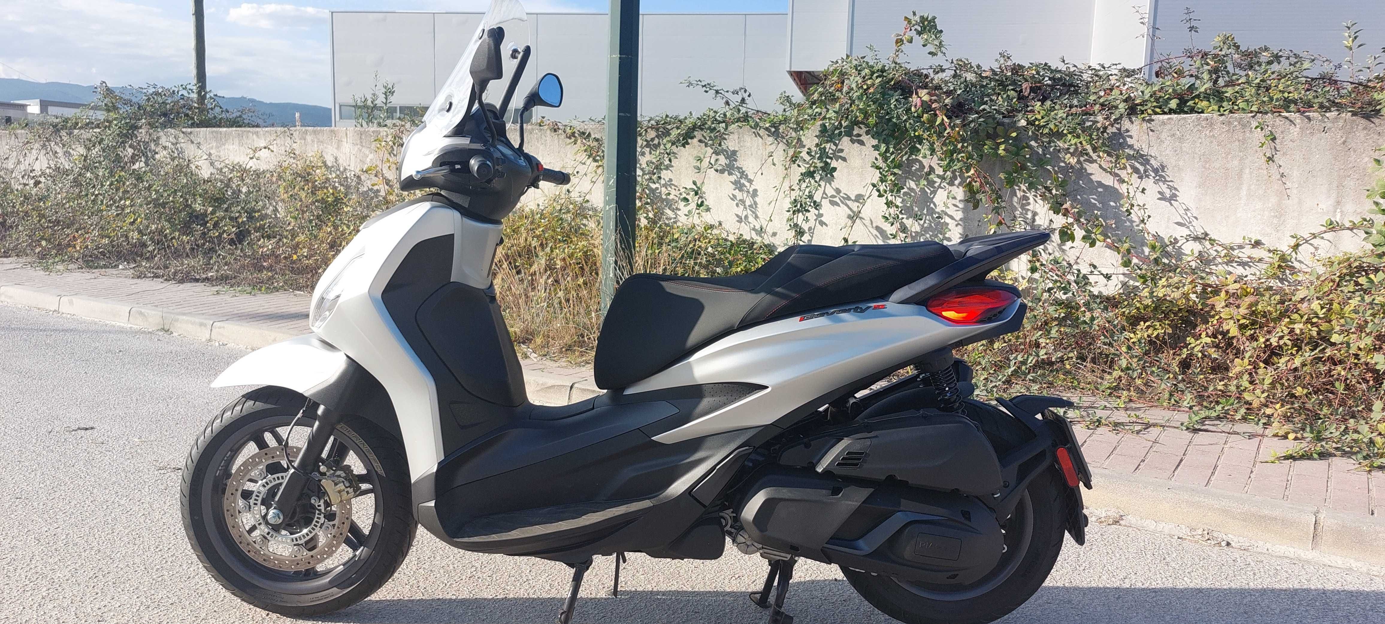 Piaggio Beverly S 400 , 2021 , 1800 kms