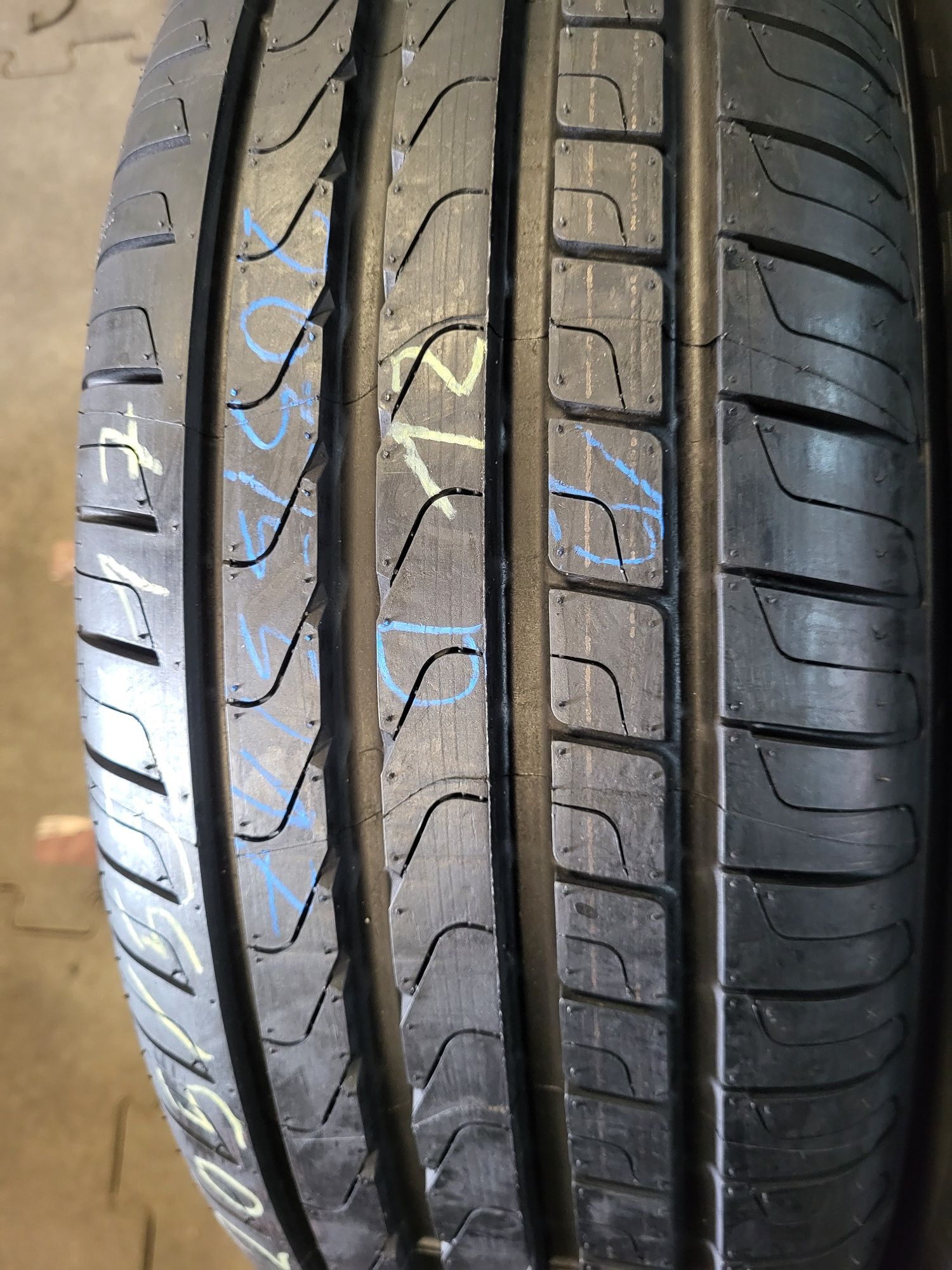 205/55R17 Pirelli Cinturato P7 RunFlat Nowe