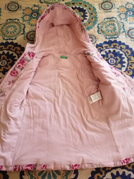 Casaco/quispo Benetton 10/11 bom estado lindo