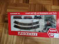 Kolejka z wagonami ,torami i trafo H0 Piko marklin lilliput