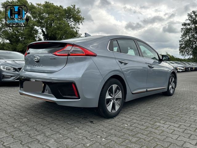 Хюндай Hyundai Ioniq. 232 km