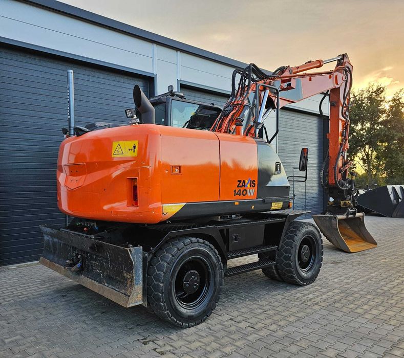 HITACHI ZX140W-5 ORYGINAŁ 2016r Rototilt Engcon GPS Leica SVAB