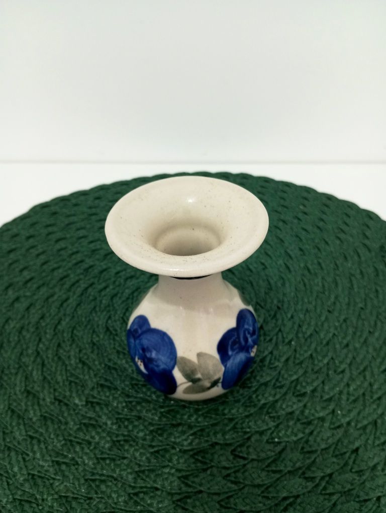 Wazonik ceramiczny